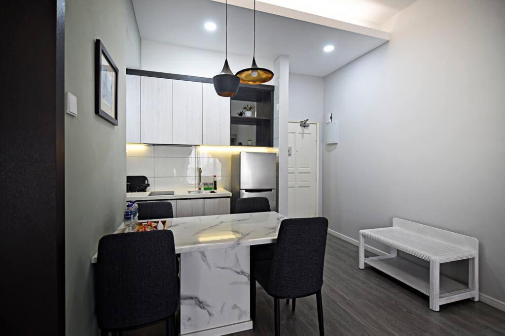 Apartment Instay Costa Mahkota With Seaview